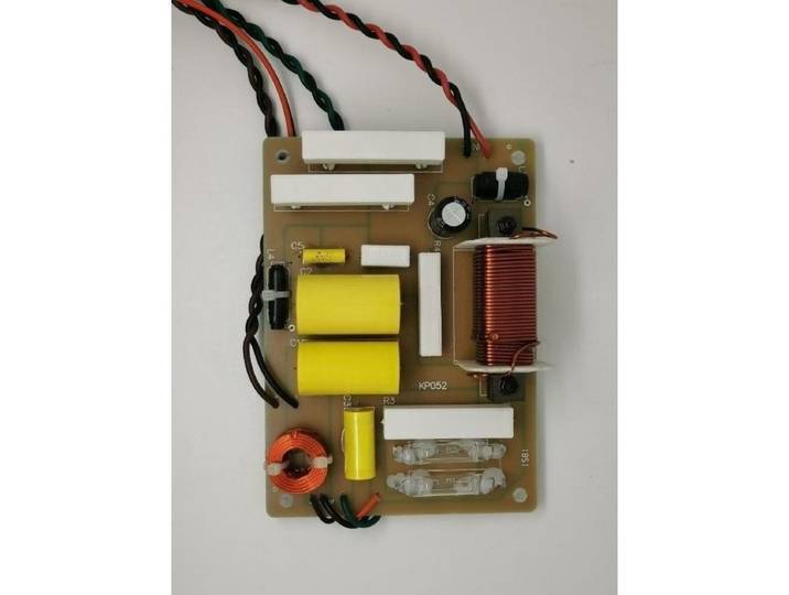 KP052 Crossover, Enceinte de divertissement simple à 12 pouces