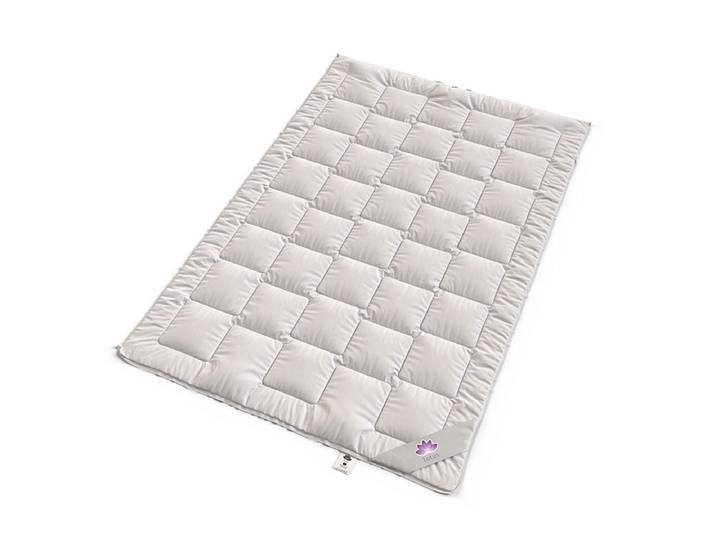 LOTUS Duvet MENA 240x240cm 4 jahreszeiten