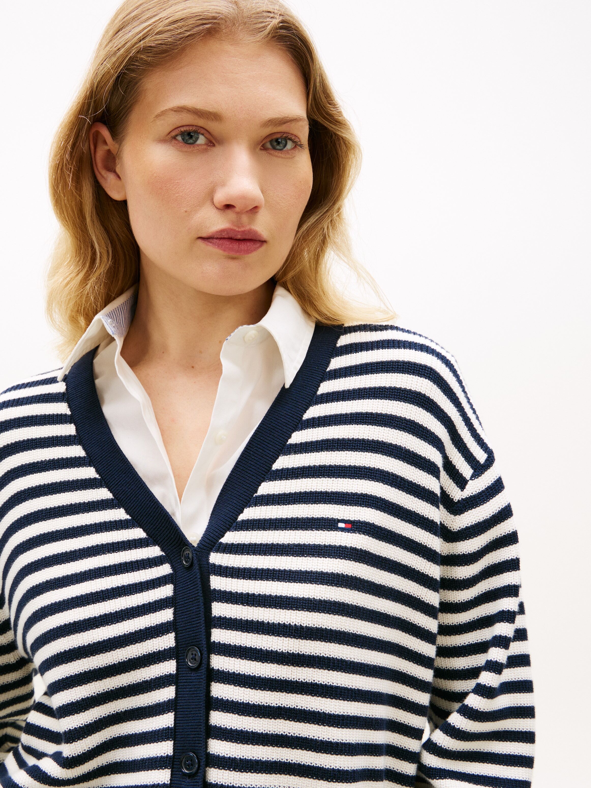 Strickpullover TOMMY HILFIGER "CO CARDI LS CARDI", Damen, Gr. XS (34), schwarz-weiss (fine stp ivory pet, schwarz n navy), Strick, Obermaterial: 100% Baumwolle, gestreift, regular fit, V-Ausschnitt, Pullover Strickpullover, mit Knopfleiste fine stp ivory 
