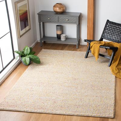 SAFAVIEH Handmade Vermont Radovinka Wool Rug