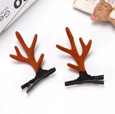 Uplifted Goods Festive Reindeer Antlers Hair Clip Set a