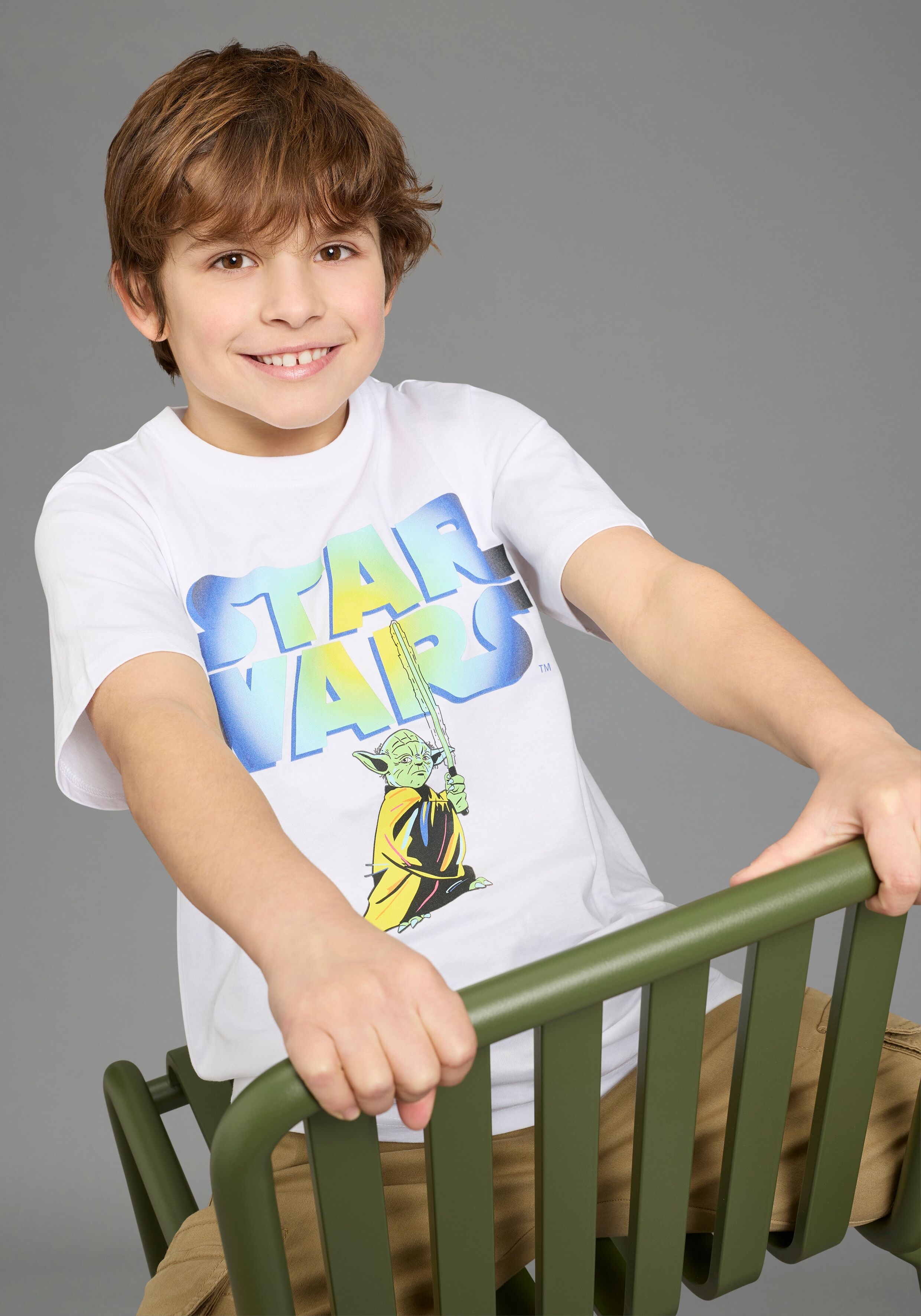 T-Shirt KIDSWORLD "STAR WARS: YODA - Disney Shirt", Jungen, Gr. 104/110, weiss (weiß), Single Jersey, Obermaterial: 100% Baumwolle, bedruckt, Basic normal, Rundhals, Shirts T-Shirt, YODA Shirt, modischer Stil, Kurzarm, Basic Passform, aus Baumwolle weiß 1
