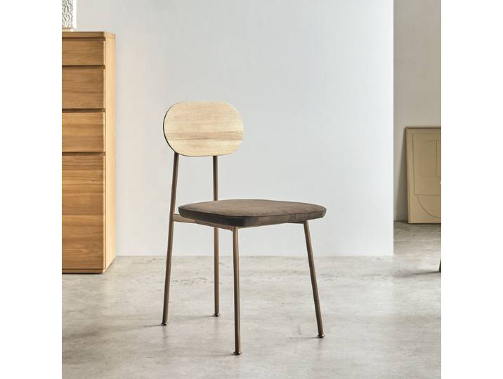 Stuhl aus Eichenholz Yutapi brown - Braun