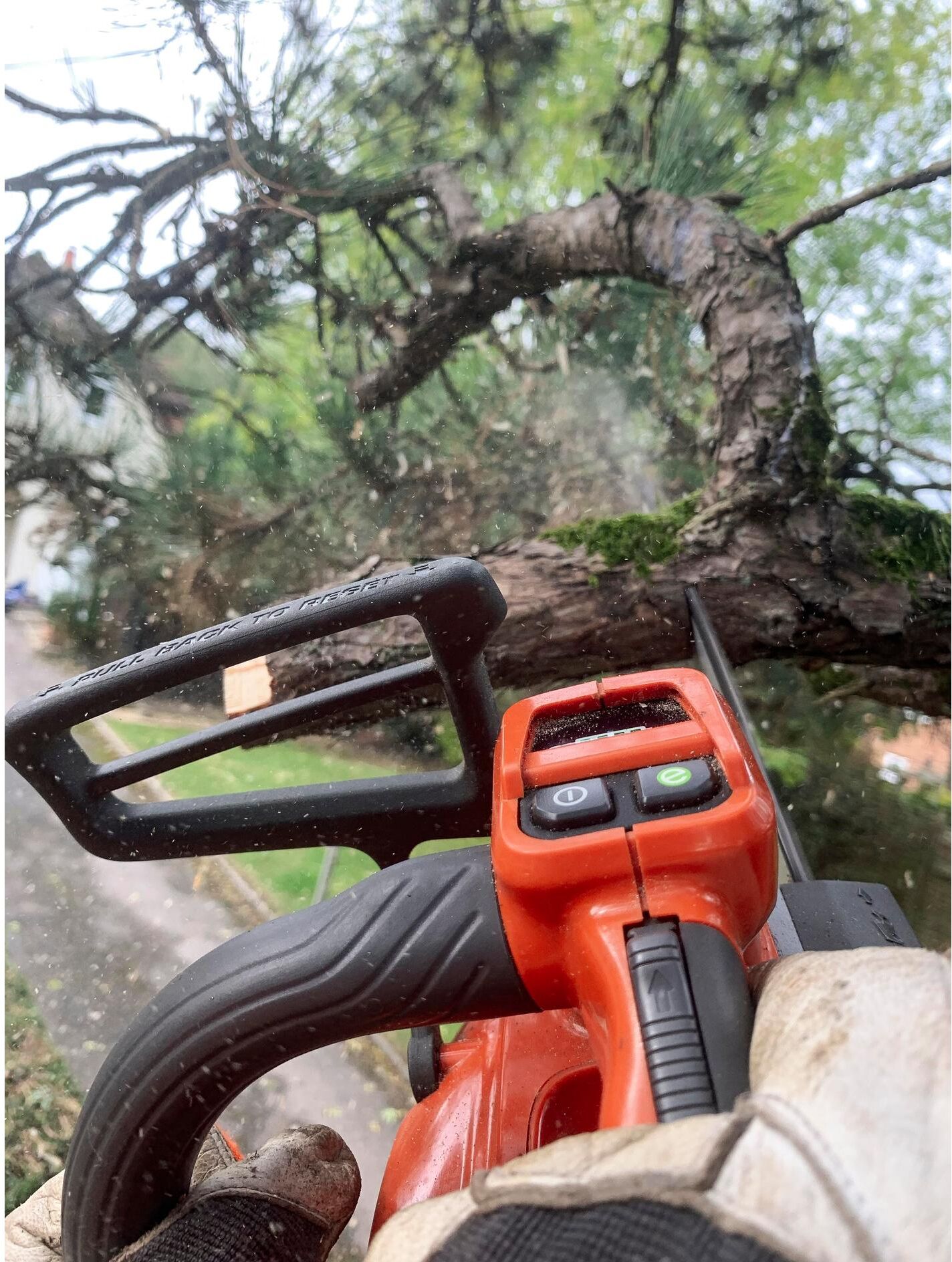 Akku-Kettensäge HUSQVARNA "T540i XP Solo", orange, schwarz, Kettensägen, Akku-Kettensäge, Professionelle Kettensäge mit Akkubetrieb orange, schwarz Einheitsgröße