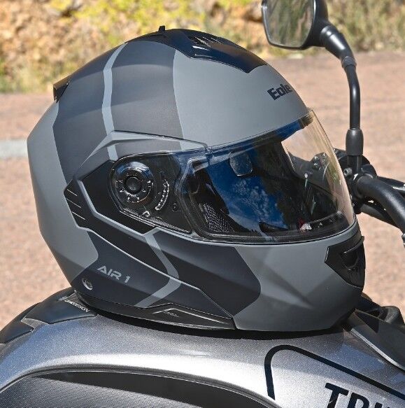 EOLE AIR1GB004 Klapphelm