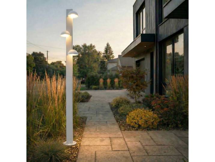 Lucande LED-Außenleuchte Velira, hellgrau, 220 cm, 3-flg. Velira, alu / grau / zink, Metall, Modern