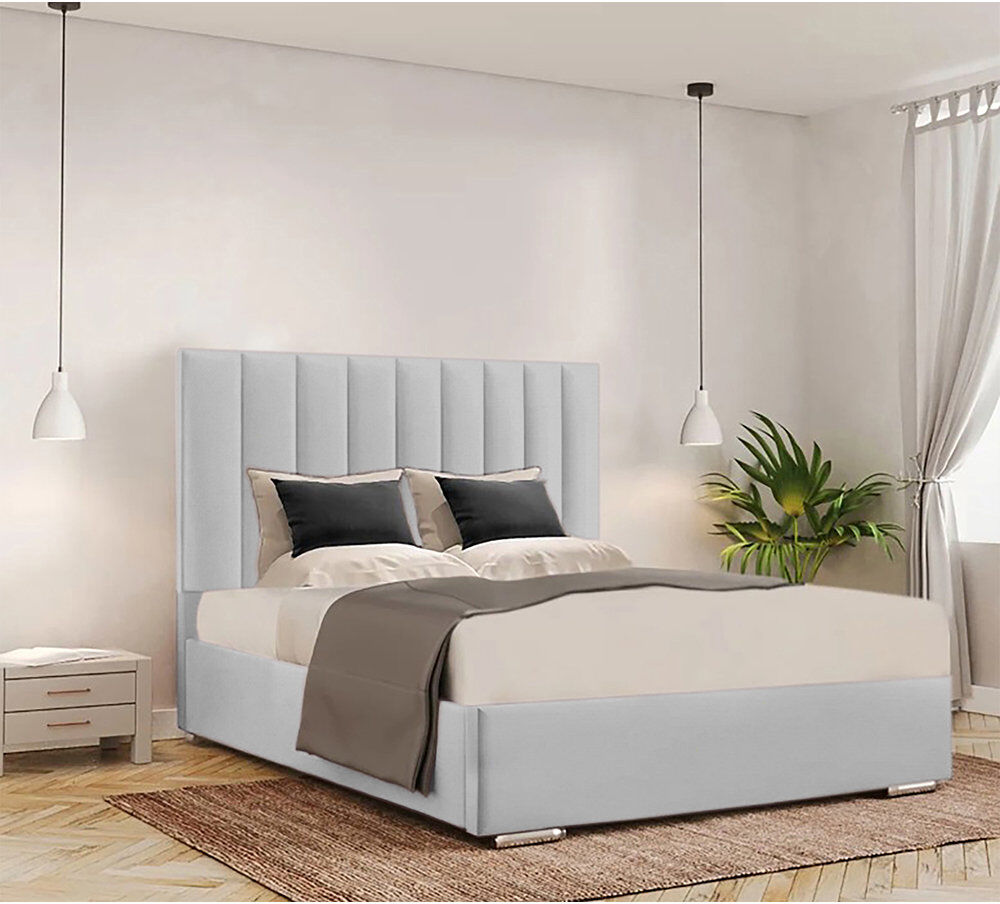 Ivy Bronx Caylob Upholstered Bed Light Silver Kingsize (5')