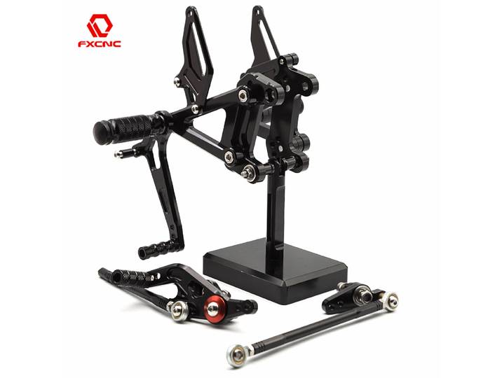 Repose-pieds arrière réglable pour MV Agusta Brutale F3 675 800/ 800 Dragster RR 2012 2013 2014 2015