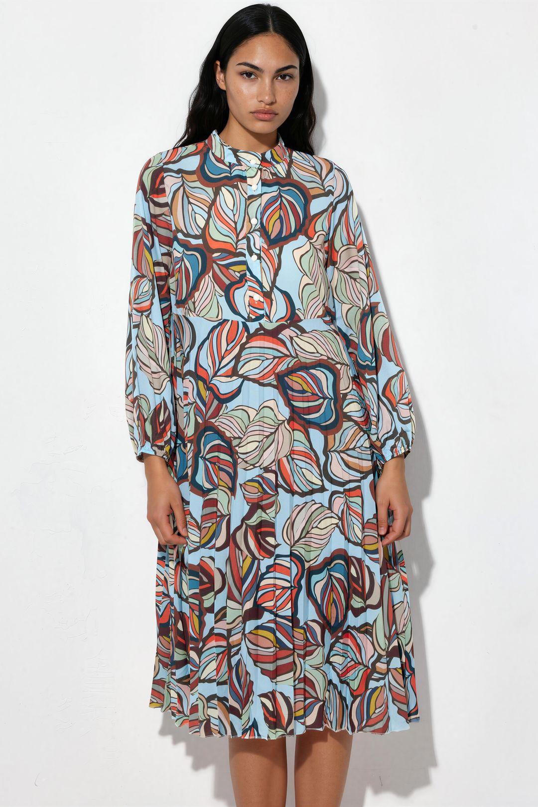 Blumiges Chiffon-Midi-Kleid mit Gürtel
