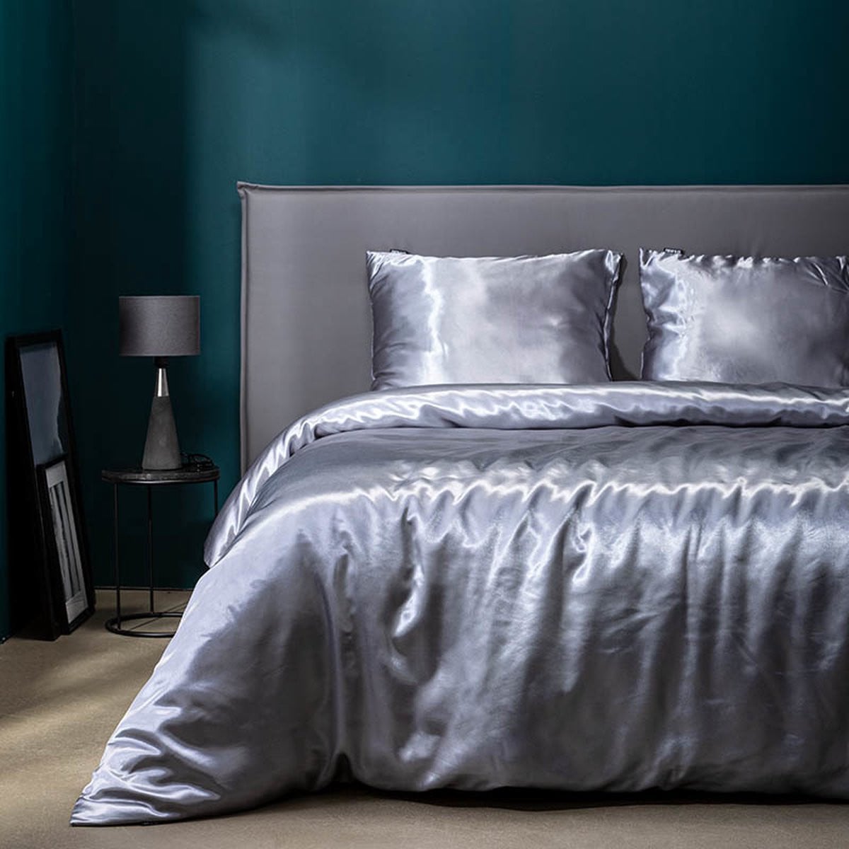Fresh & Co Silk Satin Dekbedovertrek Tweepersoons Grijs 200x200 cm Microvezel