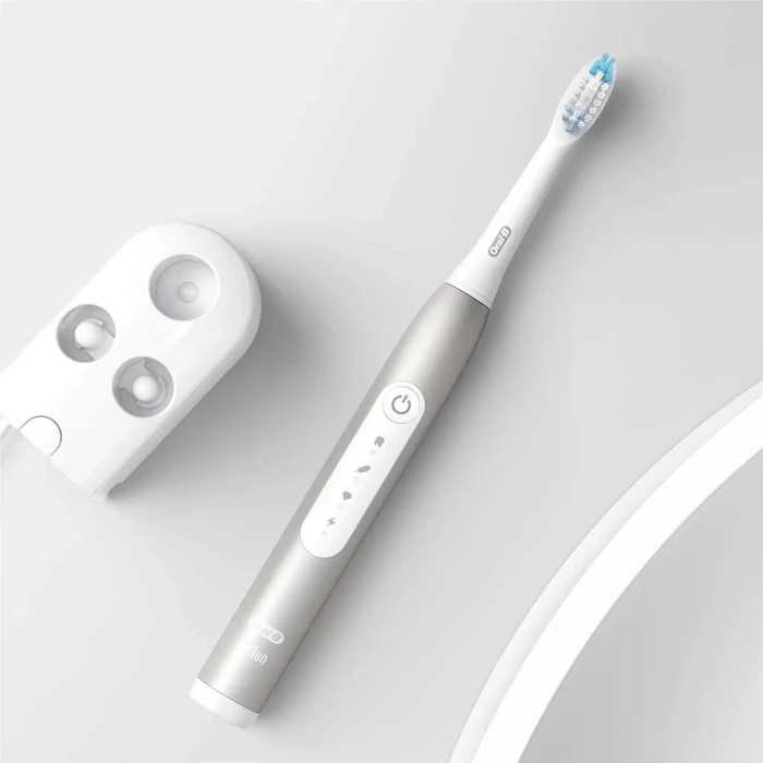Oral-B Zahnbürste 4210201305644 / PSL40SI Silber