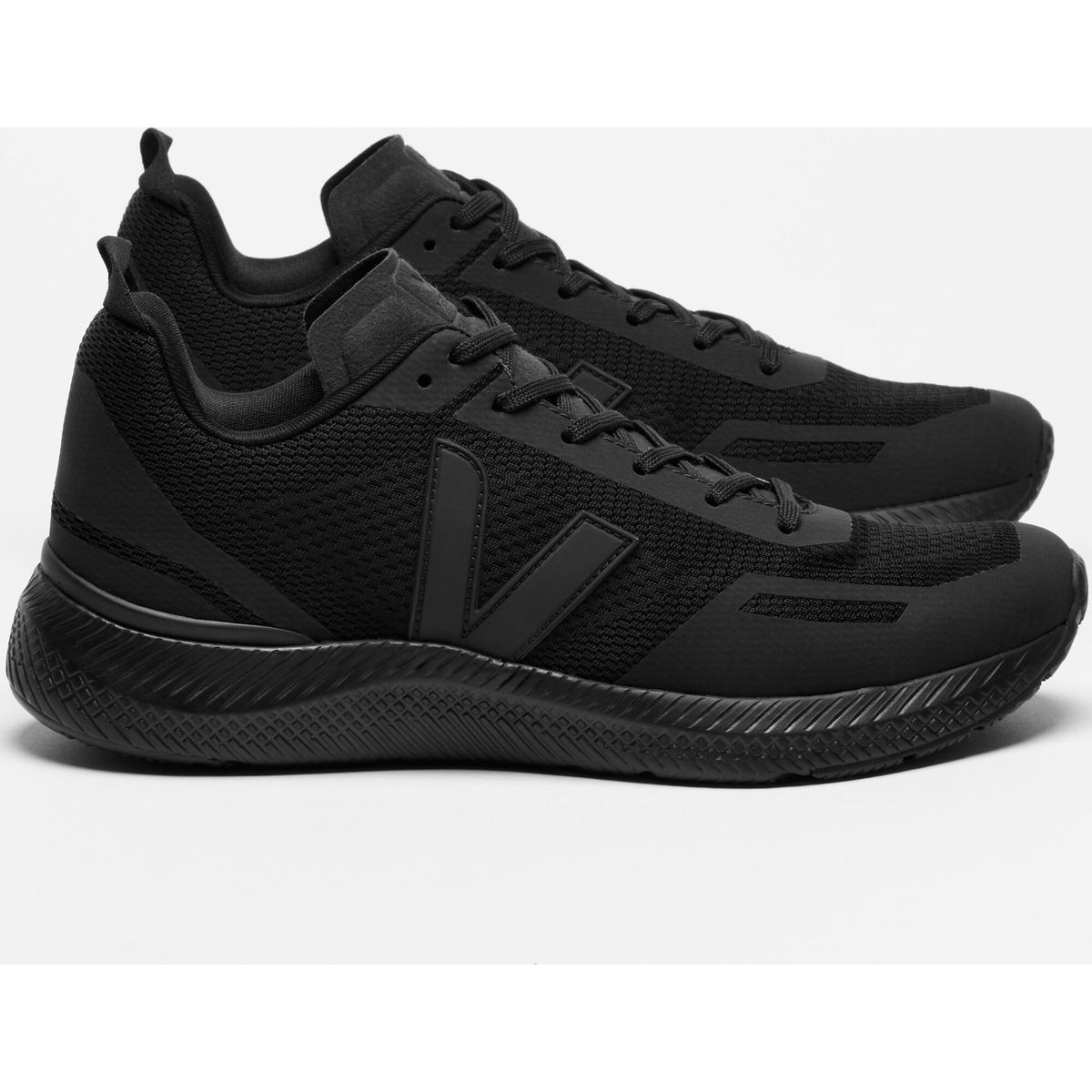 Veja Impala Engineered-mesh full-black 43 IP1402456B430