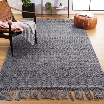 SAFAVIEH Handmade Casablanca Radoica Rug