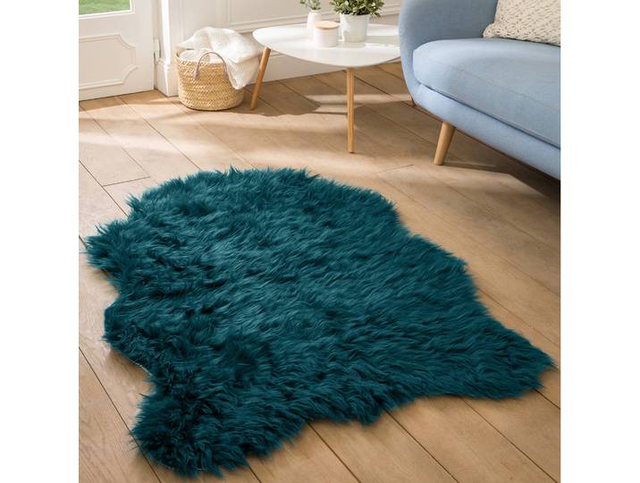 Tapis poils forme peau de bête - Blancheporte