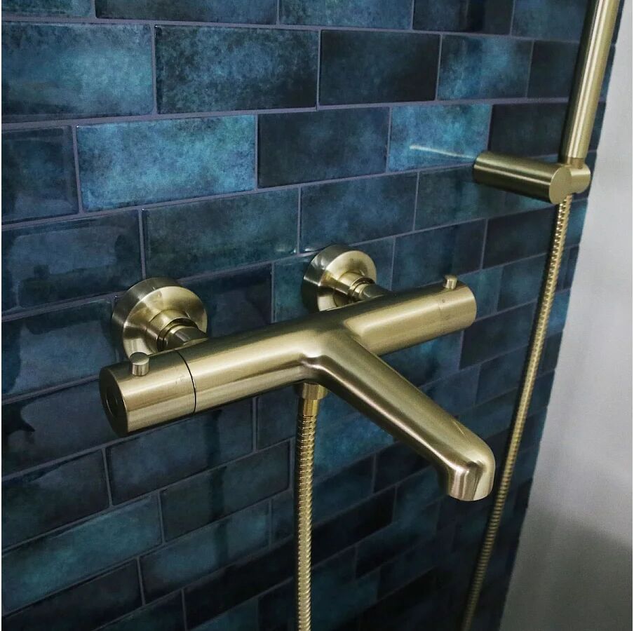 Luisa mezclador termostático para bañera-ducha oro cepillado Essebagno