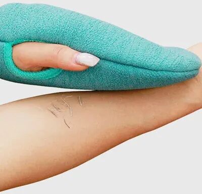 Perfect Picks Market Exfoliating Gloves For Dead Skin Removal Spa Massage Body Towel For Soft, Smooth Skin green
