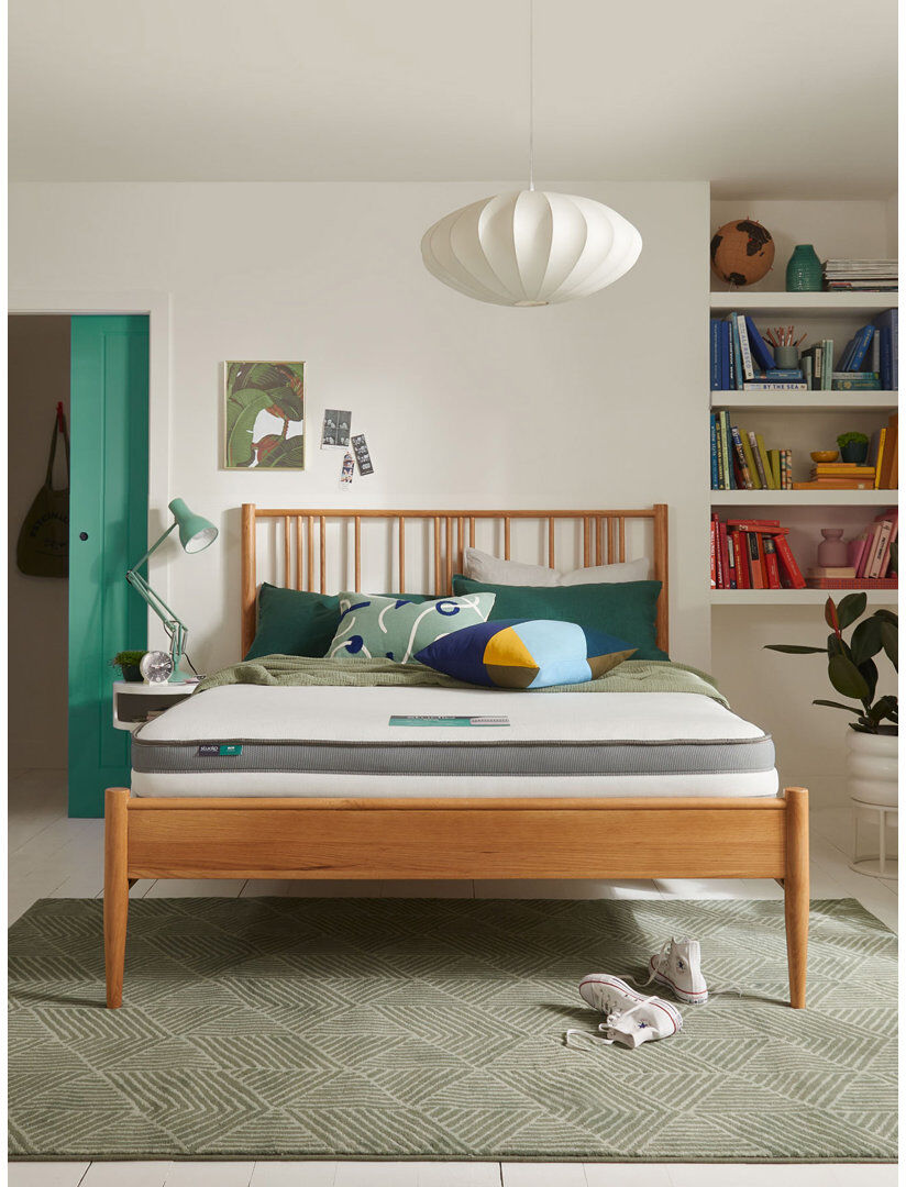 Silentnight Studio Range Studio 1000 Pocket Eco Mattress - Medium Double (4'6)