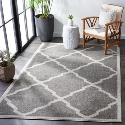 SAFAVIEH Amherst Irma Modern Rug