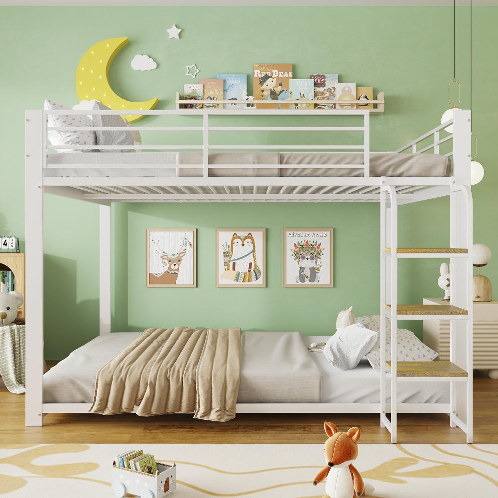 AIORBER Metall Etagenbett 140x200 cm Doppelbett mit Holzstufen Treppe Rausfallschutz 180kg Belastbar Leise für Kinder Jugendliche, Weiß