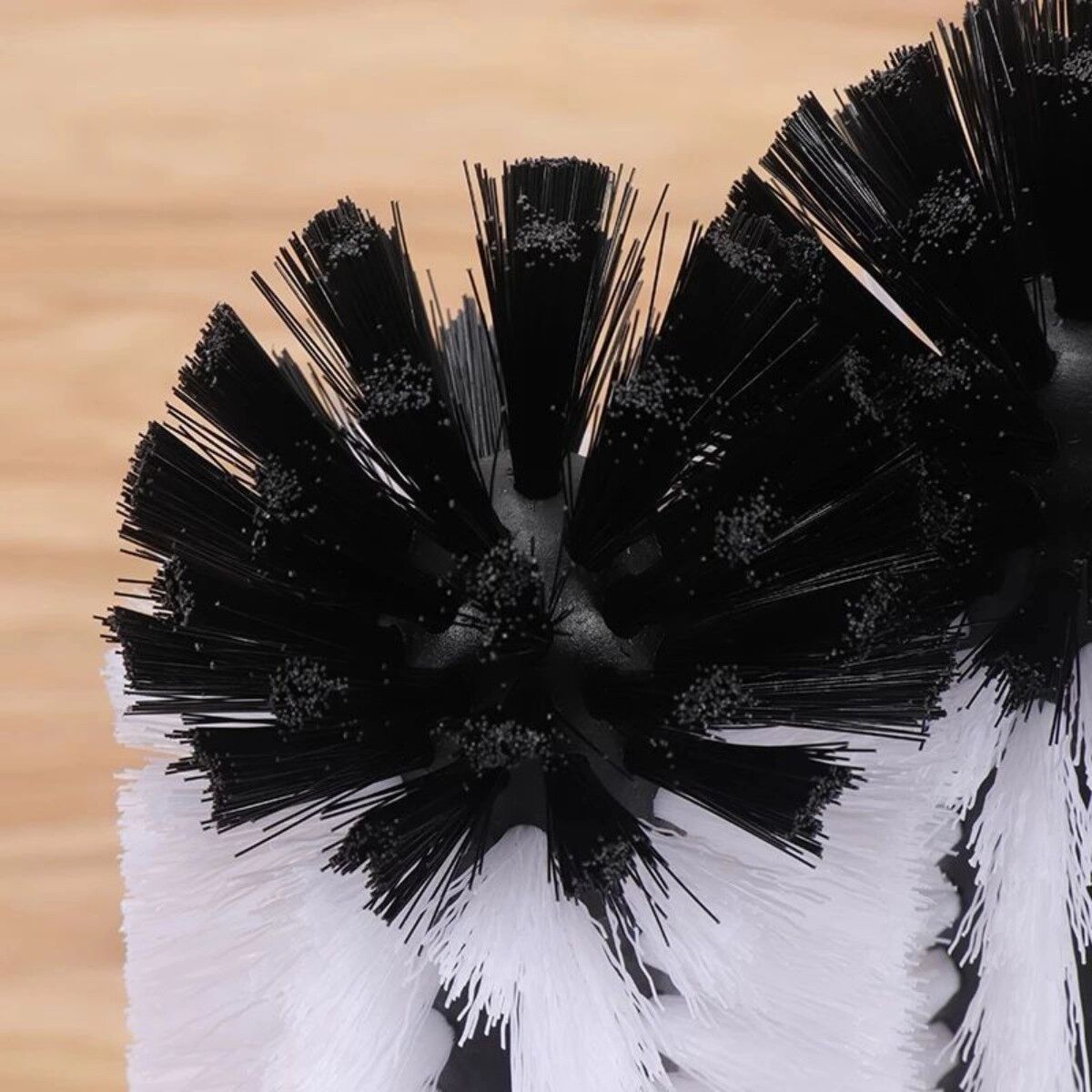 INF Brosse à gobelet 3 têtes avec têtes détachables, base à ventouse et poils de qualité alimentaire, Noir Blanc