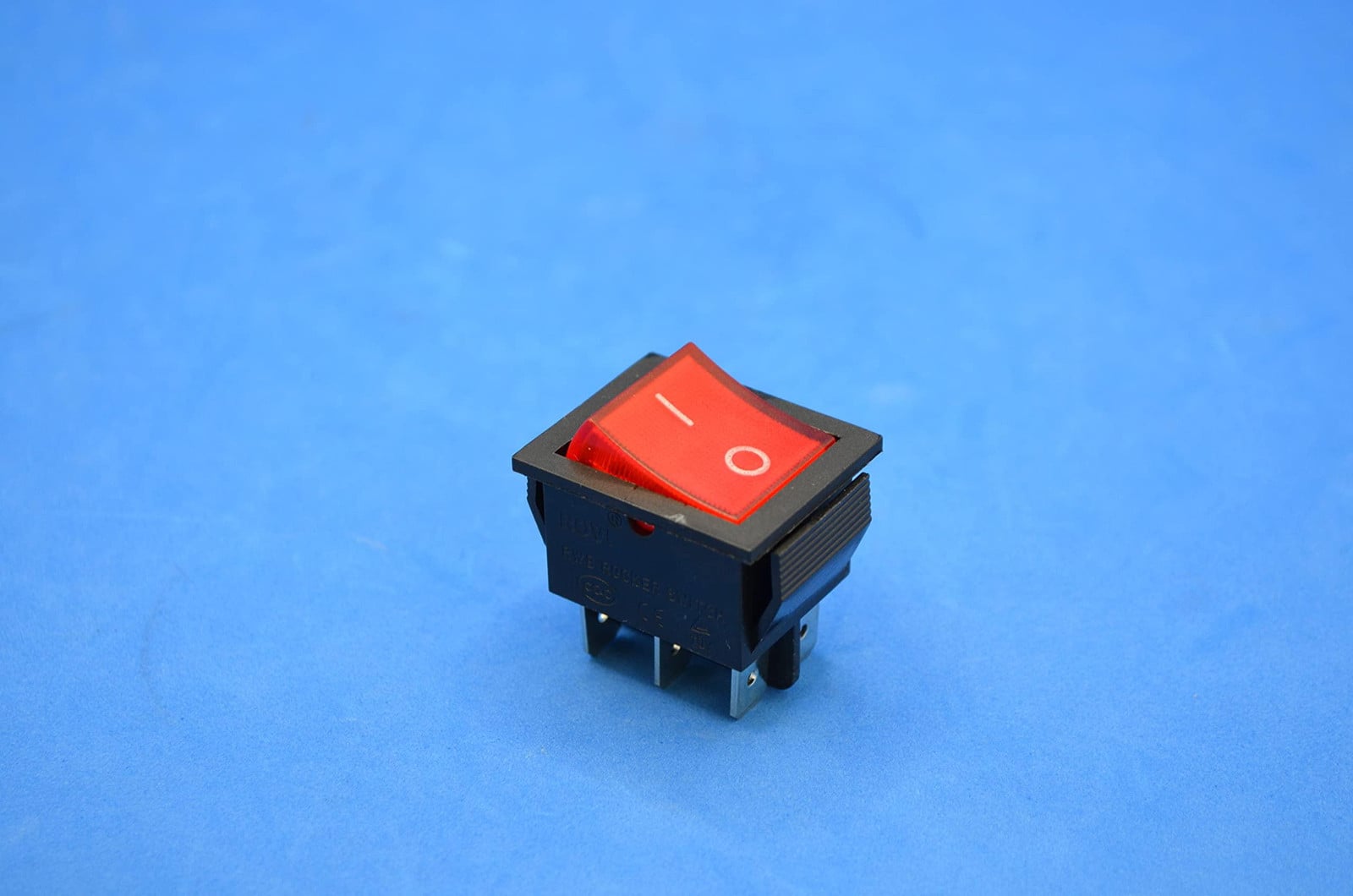 Dripio Dubbelpolige schakelaar, rood, 6 contacten, 16A, 250V