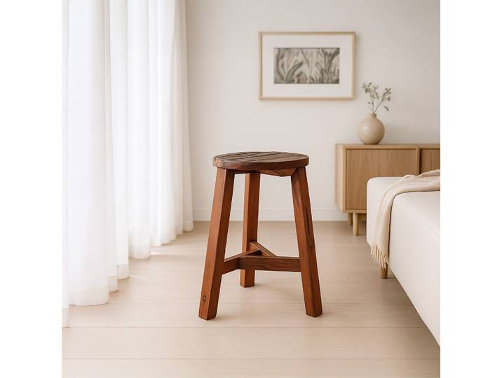 Tabouret en bois recyclé ancien - Reborn