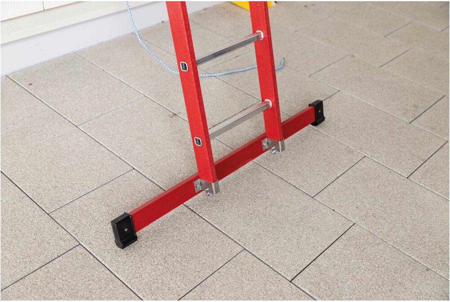MUNK Kunststoff-Anlegeleiter mit Standtraverse 14 Sprossen (035314)