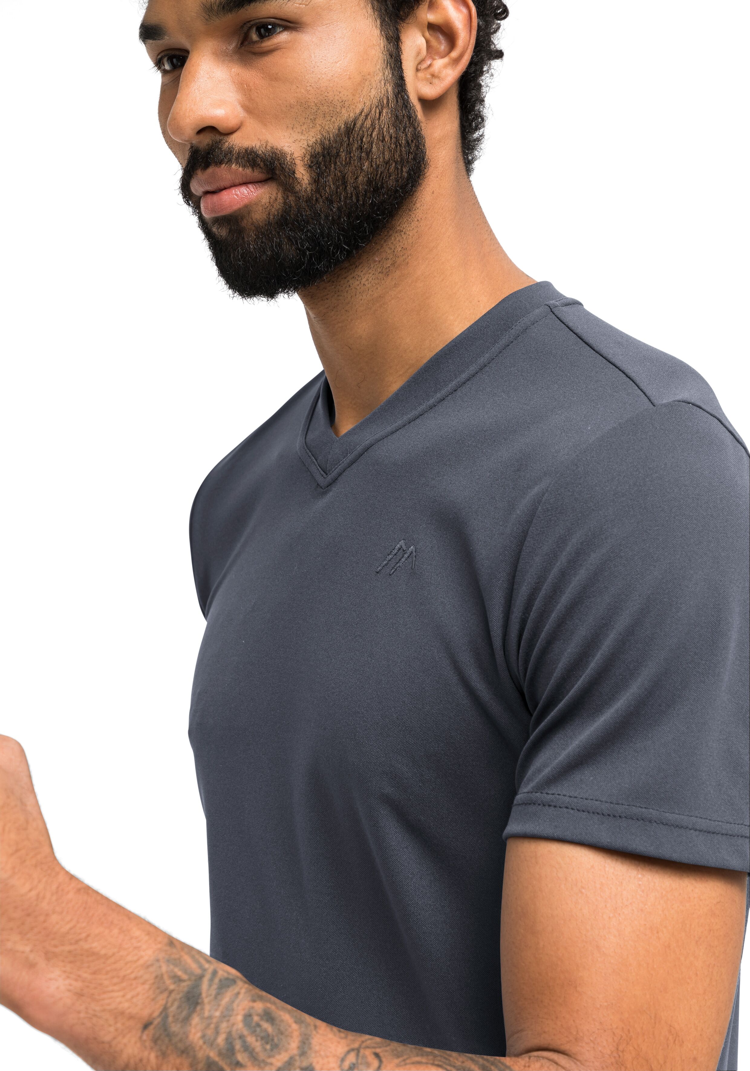 T-Shirt MAIER SPORTS "Wali", Herren, Gr. L, grau, 100% Polyester, Rundhals, Shirts T-Shirt, Herren Kurzarmshirt, leichtes Sommer Funktionsshirt, V-Ausschnitt grau L