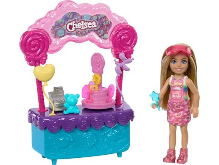 Barbie Chelsea Pop en Lollywinkel Speelset met Accessoires, Speelgoedset van 10 stukken van de film Barbie en Stacie to the Rescue, HRM07