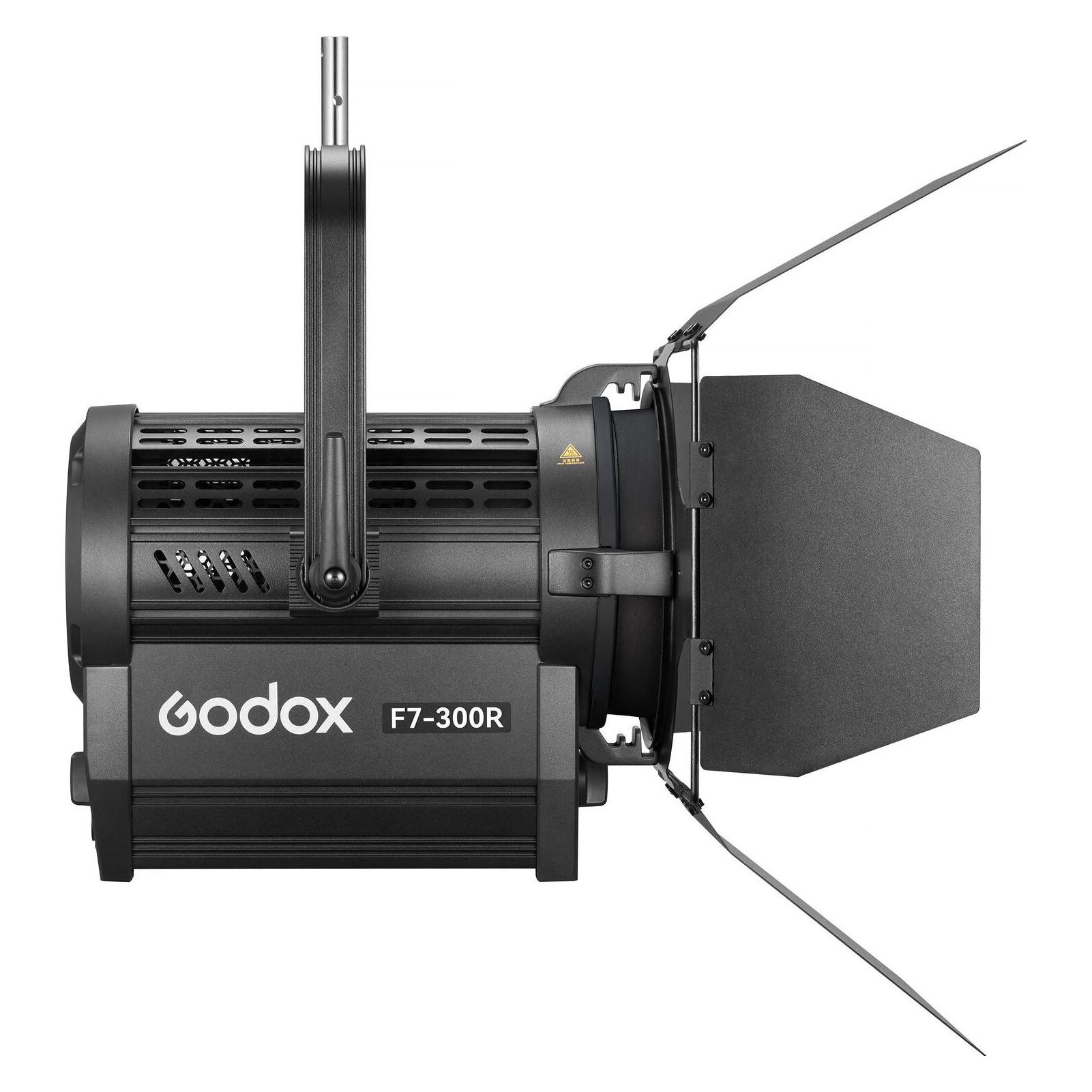 Godox F7 300R Kit1 Full Color LED Fresnel Light (D303701)