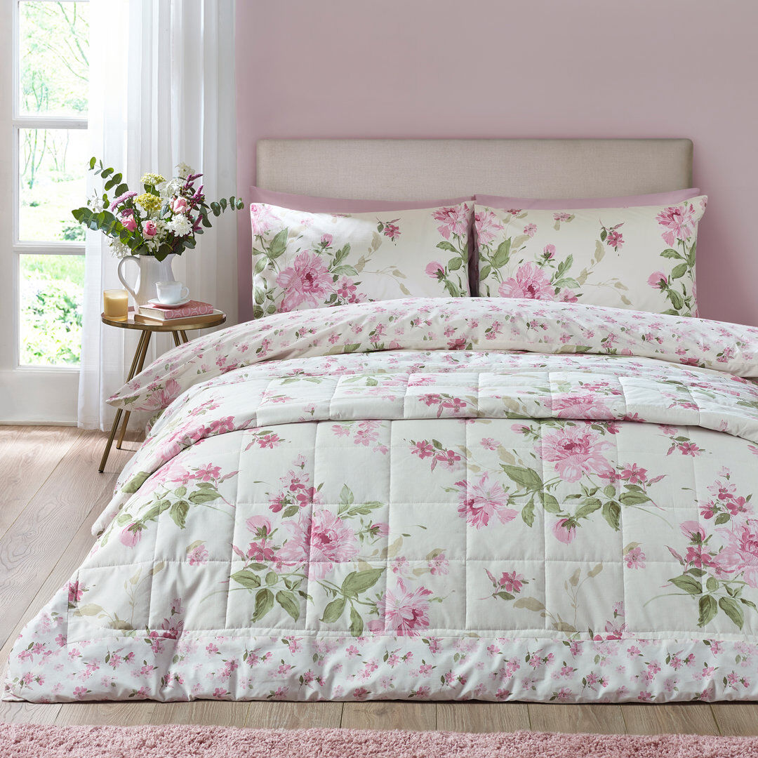 Catherine Lansfield Avebury Floral Reversible Quilted Bedspread Cream