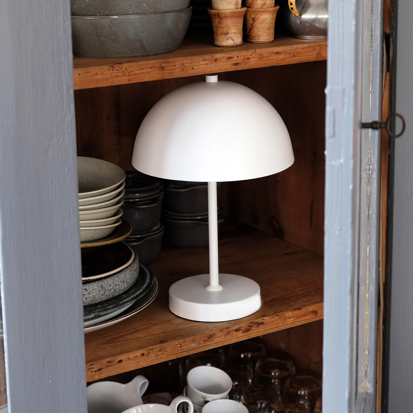 Dyberg Larsen Stockholm Portable LED tafellamp op accu, wit