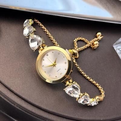 Uplift Essentials Triple Heart Diamond Encrusted Bracelet Watch Elegant Light Luxury Quartz Timepiece With Round Alloy Case blue
