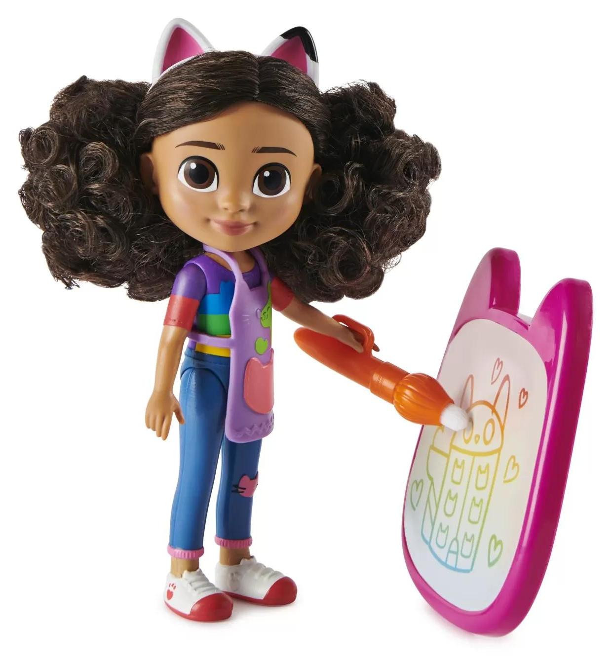 Spin Master Gabby's Dollhouse Gabby Deluxe Craft Doll Figuur, Meerkleurig