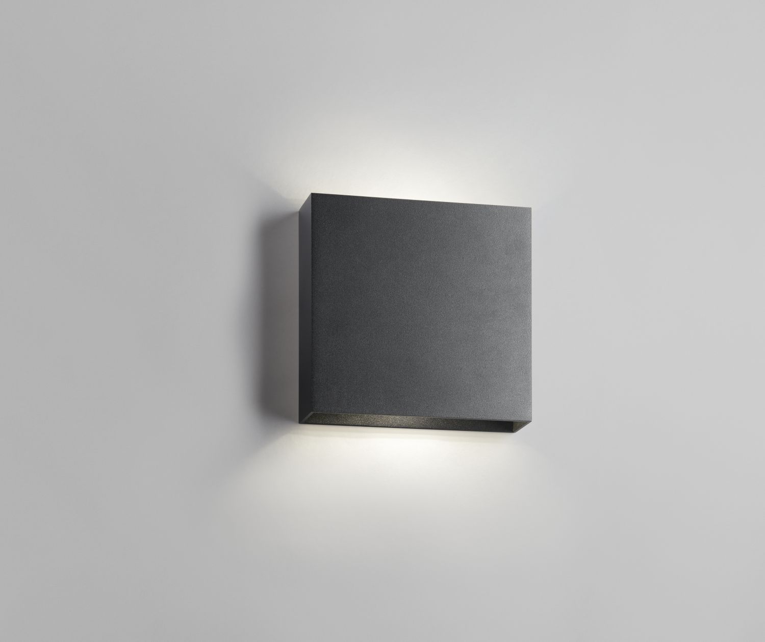 Light-Point LED-Wandleuchte COMPACT 20x20cm (up&down) schwarz 270014 5711389700140