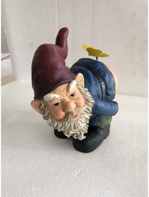 Hi-Line Gift Ltd. Gnome Mooning With Butterfly Statue (Hi-Line Exclusive)