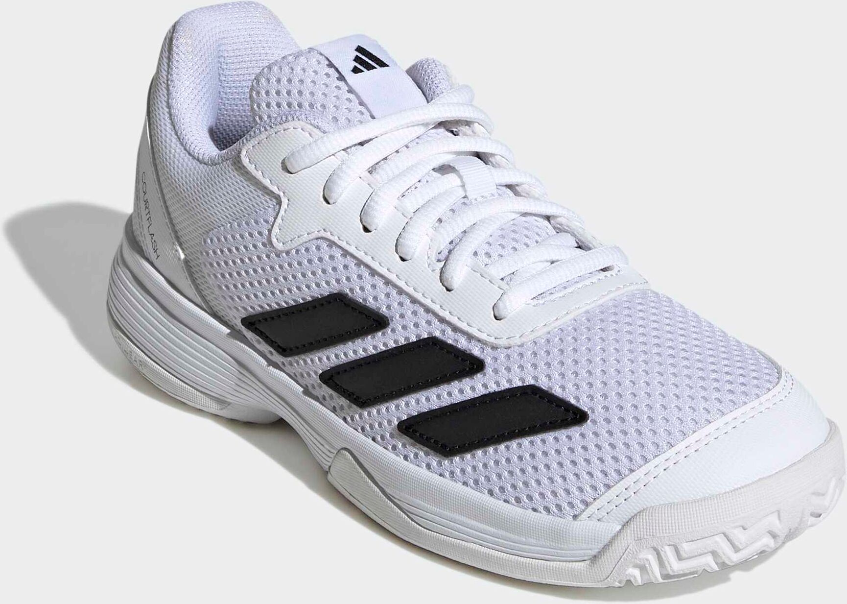 Tennisschuh ADIDAS PERFORMANCE "COURTFLASH KIDS", Jungen, Gr. 38, schwarz-weiß (cloud weiß, core schwarz, ftwr weiß), Synthetik, Textil, Schuhe Tennisschuh, für Hartcourt, All-Court