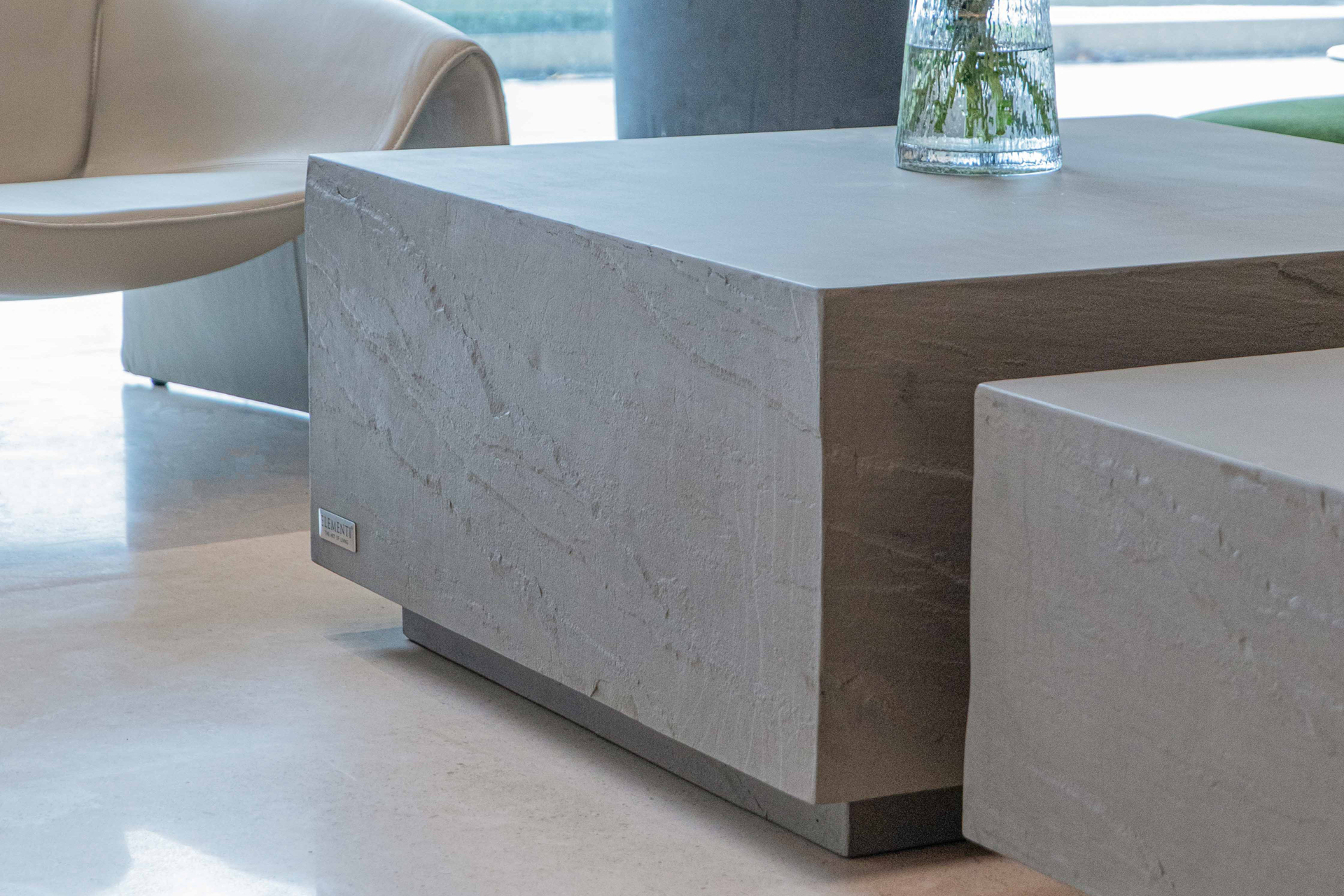 COLORADO Couchtisch aus Beton | stabil | hochwertig | 86 x 86 x 40.6 cm
