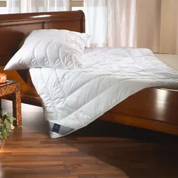 Billerbeck Faserdecke Belair extra leicht, Füllung: 100% AIRTEC-Faser 155x220 cm