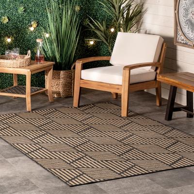 Nuloom Leona Modern Geometric Indoor/Outdoor Area Rug