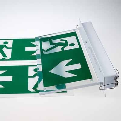 V-Tac Vt-522-S Lampada Led Di Emergenza Chip Samsung 2w Anti Black-Out Ip20 Installazione Incasso - Sku 835