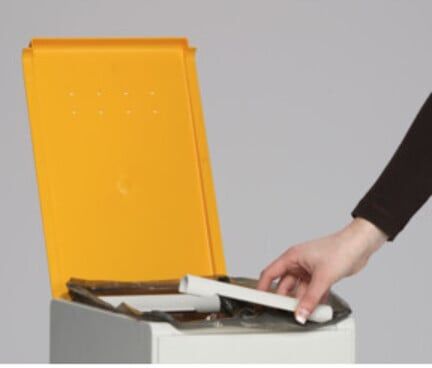 VAR Couvercle pour conteneur en plastique 40 l jaune (38003)