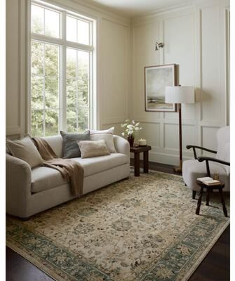 Alexander Home Bessera Traditional Area Rug