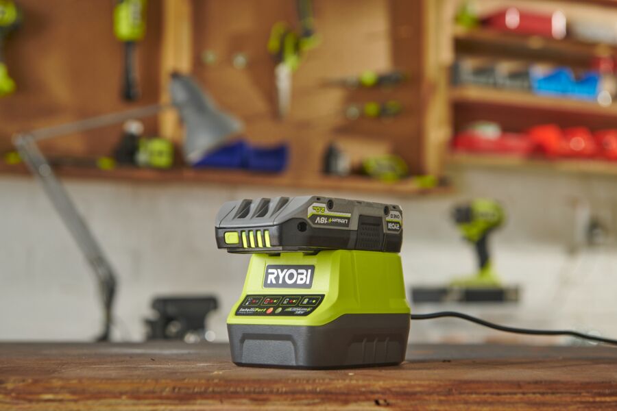 Ryobi KIT BATTERIA 18V 2AH + 1CARICABATTERIE