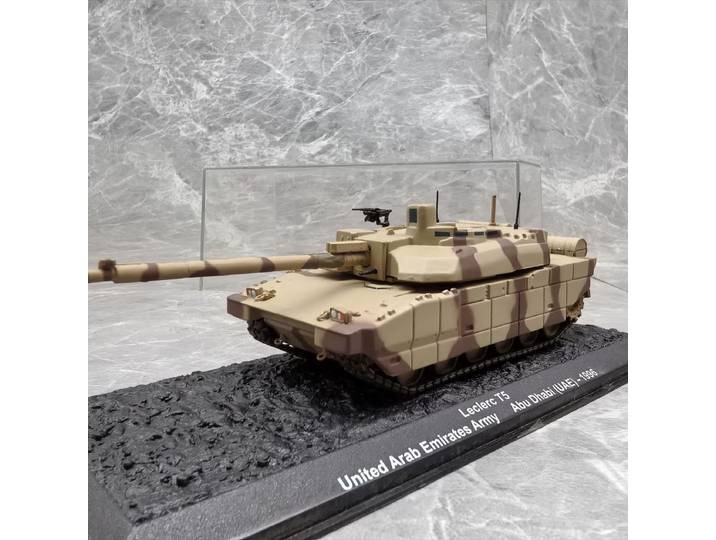 Modèle miniature de char français Leclerc T5 en camouflage désertique 1996 (corps principal en alliage + matériau plastique) à l'échelle 1/72