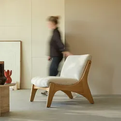 Fernand - Sessel aus massivem Mindi und Stoff