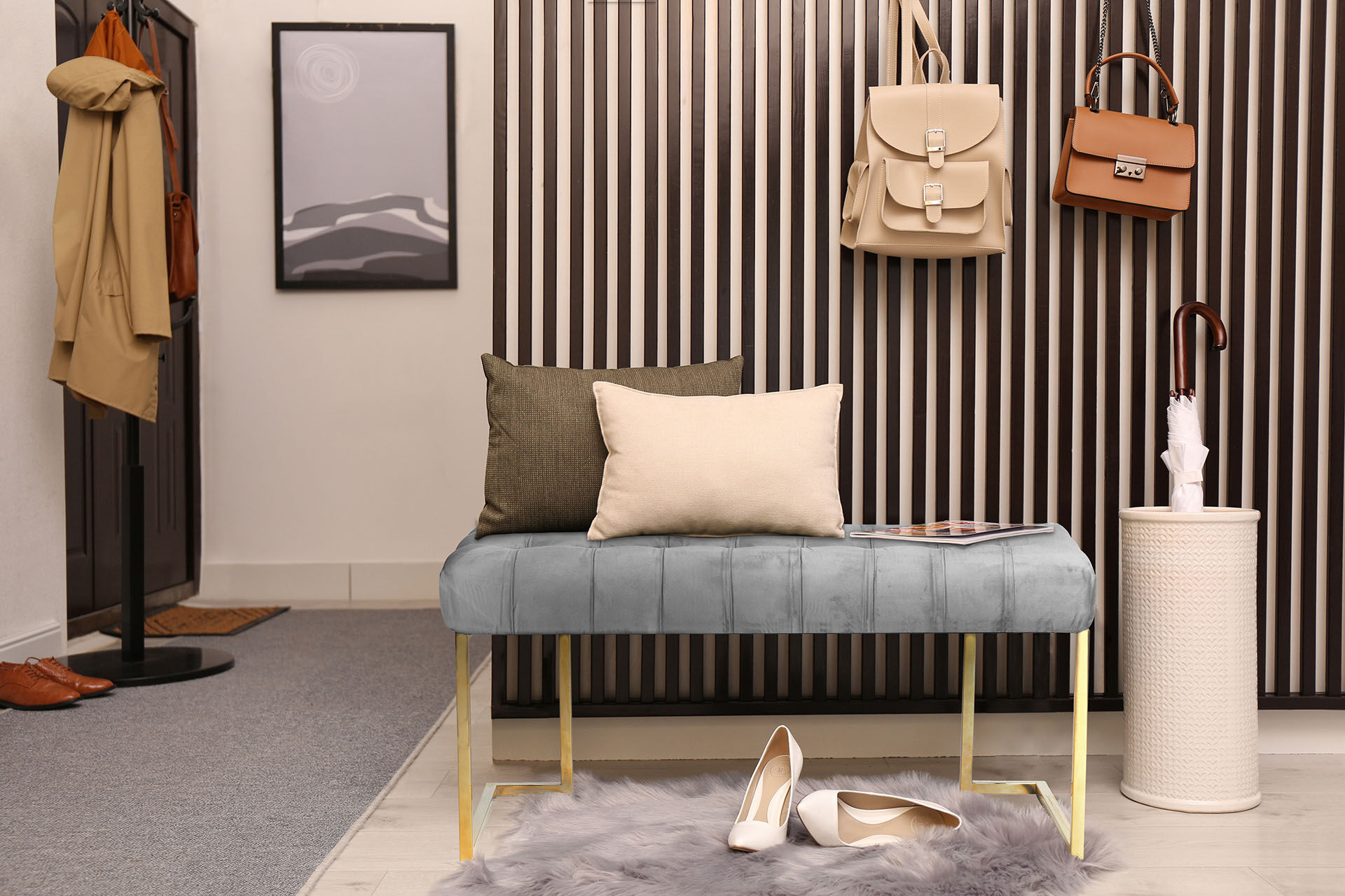 Sitzbank KAYOOM "Rarity 225, Edler Touch durch goldenes Gestell", grau, B:100cm H:48cm T:47cm, Bezug: 100% Polyester (Samt) Gestell: Edelstahl, Sitzbänke, Sitzbank, eckig, samtweich, gesteppt, mit Zierknöpfen, Edelstahlgestell grau B/H/T: 100cm x 48cm x 4