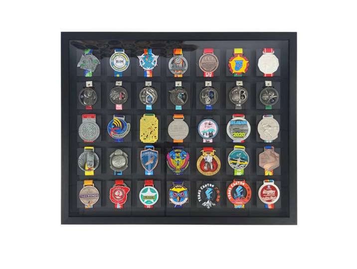 Présentoir de cadre de médaille de Marathon en bois massif, boîte de rangement d'ombre, décoration murale avec thème de chemin de Sport, cadeau parfait pour les athlètes
