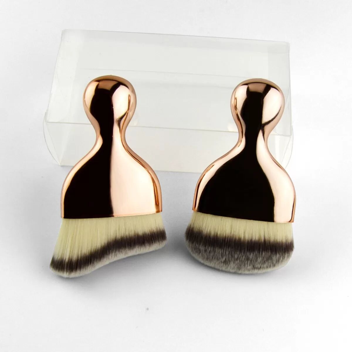 INF Pinceaux de contour en forme d'escarpin (poignée or, fibres tricolores) - lot de 2