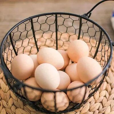 Friendly Fresh Finds Farmhouse Metal Wire Egg Basket With Chicken Cover Egg Holder Organizer Farmhouse Metal Wire Egg Basket With Chicken Cover Egg Holder Organizer
